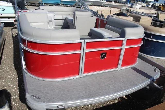 Slide: The Image of Godfrey Xperience 1886 CX 2025 - 3