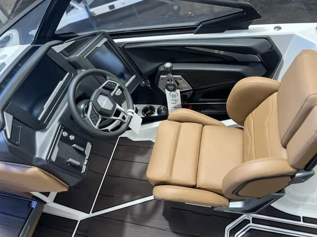 Slide: The Image of Supra SL 575 2025 - 10