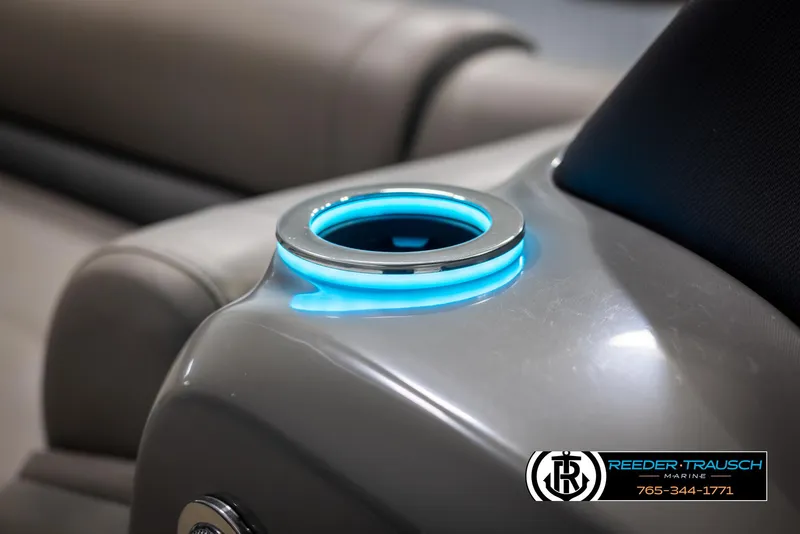 Slide: The Image of Avalon Catalina VRB 2022 - 50