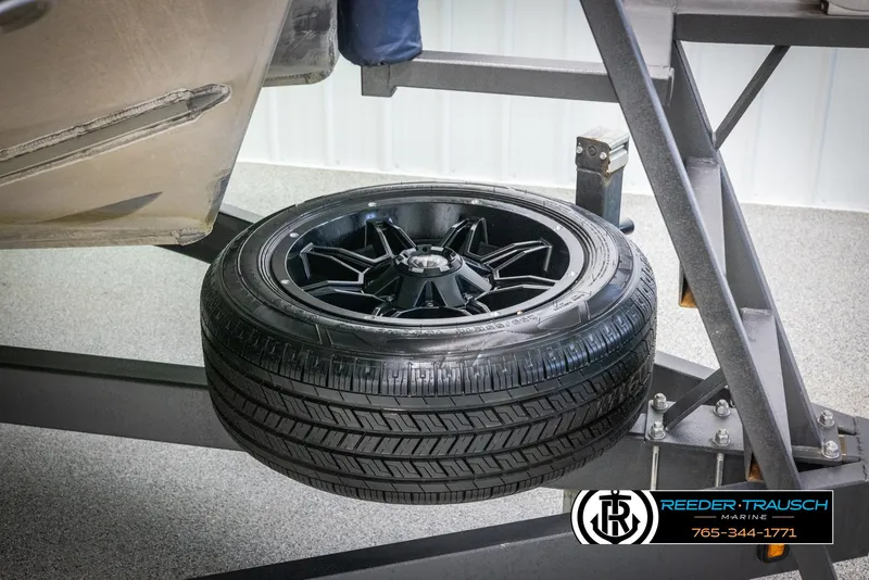 Slide: The Image of Avalon Catalina VRB 2022 - 65