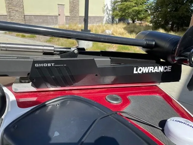 Slide: The Image of Trolling motor on 2020 Nitro Z19 Sport boat with Lowrance branding. - 3