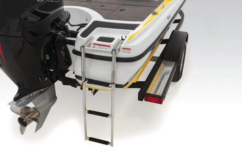 Slide: The Image of 2020 Nitro Z19 Sport boat with motor and boarding ladder. - 38