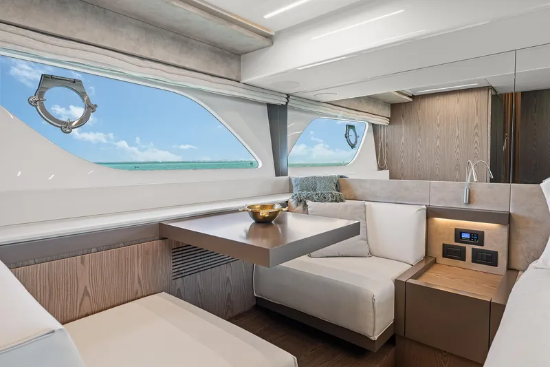 Slide: The Image of Ferretti 550 2018 - 35