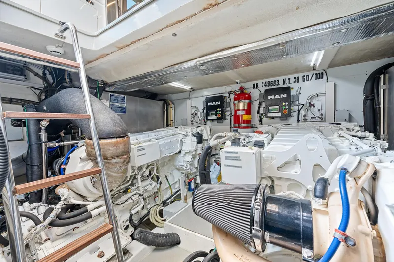 Slide: The Image of Ferretti 550 2018 - 87