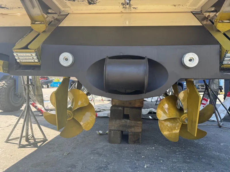 Slide: The Image of Ferretti 550 2018 - 90