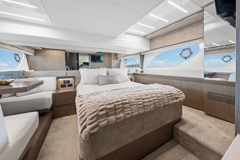 Slide: The Image of Ferretti Yachts 550 2018 - 31