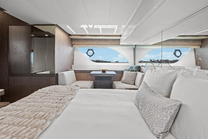 Slide: The Image of Ferretti Yachts 550 2018 - 33