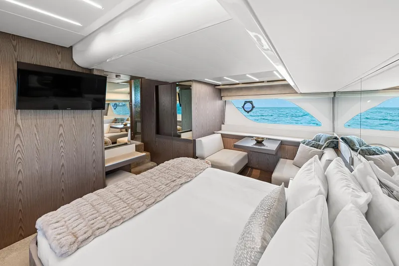 Slide: The Image of Ferretti Yachts 550 2018 - 34