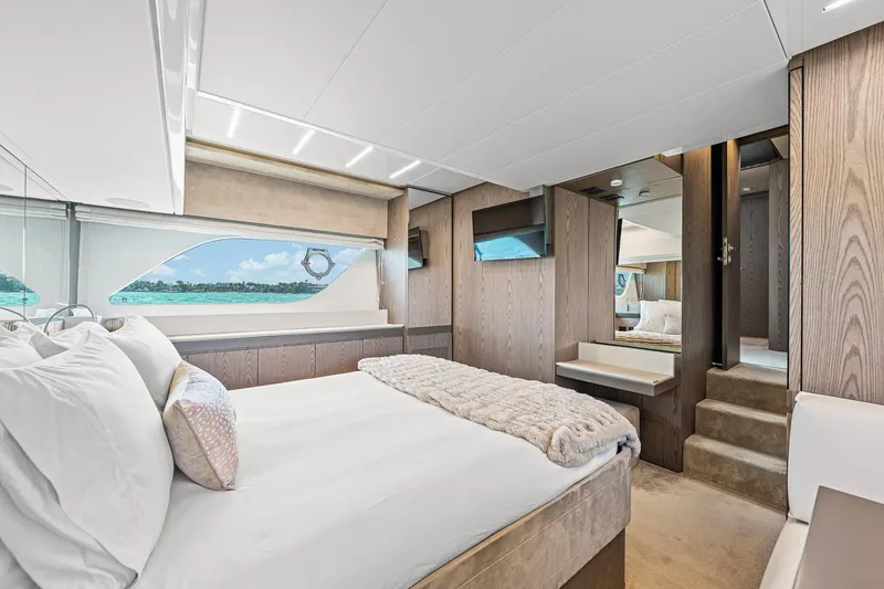 Slide: The Image of Ferretti Yachts 550 2018 - 37