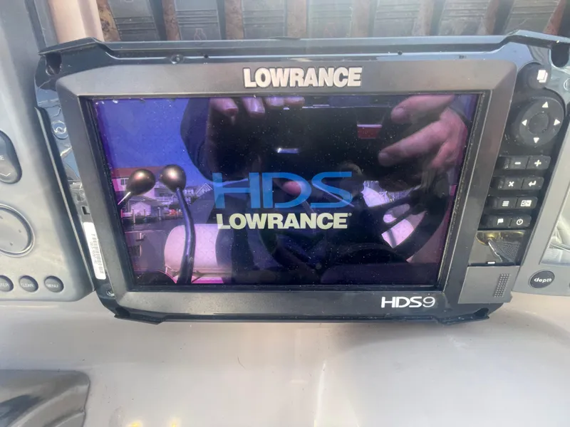 Slide: The Image of Lowrance HDS9 marine display on 2001 Sea Ray 290 Amberjack boat dashboard. - 27