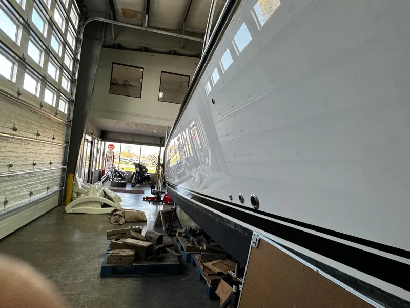 Slide: The Image of Pursuit OS 355 Offshore 2018 - 52