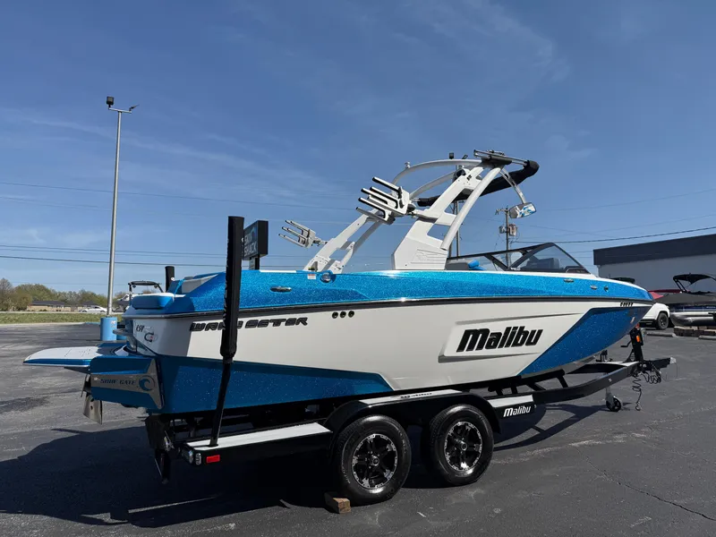 Slide: The Image of Malibu Wakesetter 22 LSV 2019 - 5