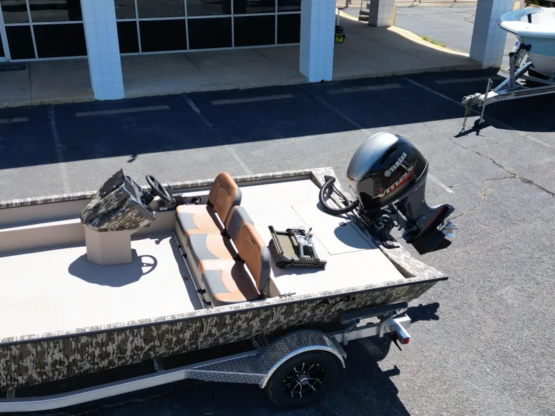 Slide: The Image of Avid 20SC 2025 - 15