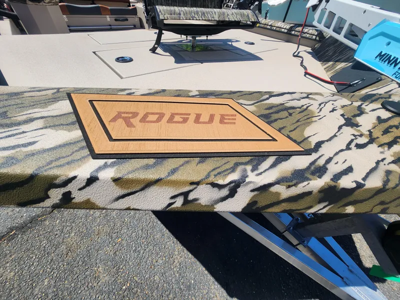 Slide: The Image of Avid 20SC 2025 - 8