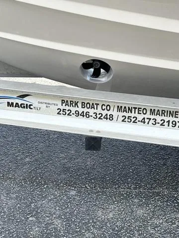 Slide: The Image of Trailer for 2025 Grady-White Freedom 307 boat by Park Boat Co/Manteo Marine. - 5