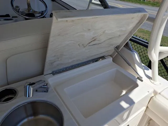 Slide: The Image of Grady-White Freedom 307 2025 - 52