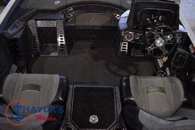 Slide: The Image of Ranger Z521L 2021 - 13