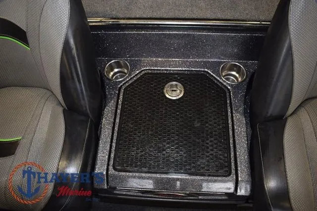 Slide: The Image of Ranger Z521L 2021 - 22