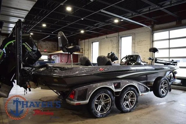 Slide: The Image of Ranger Z521L 2021 - 3