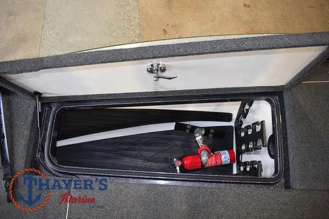 Slide: The Image of Ranger Z521L 2021 - 30