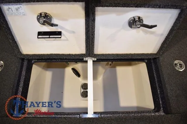 Slide: The Image of Ranger Z521L 2021 - 36