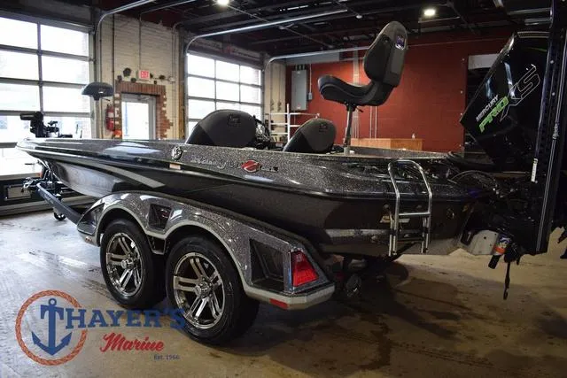 Slide: The Image of Ranger Z521L 2021 - 5