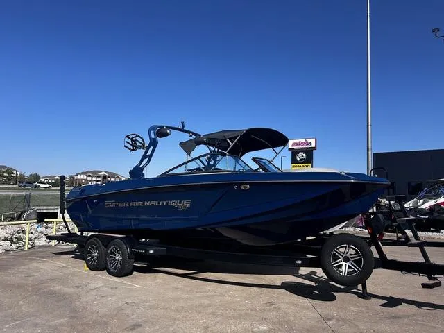 Slide: The Image of Nautique GS24 2018 - 1