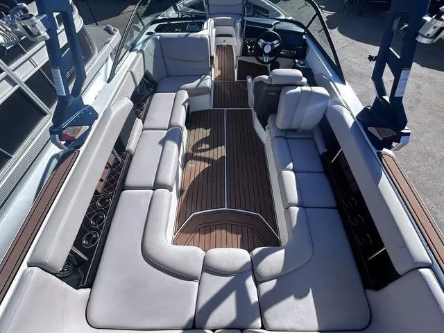 Slide: The Image of Nautique GS24 2018 - 17