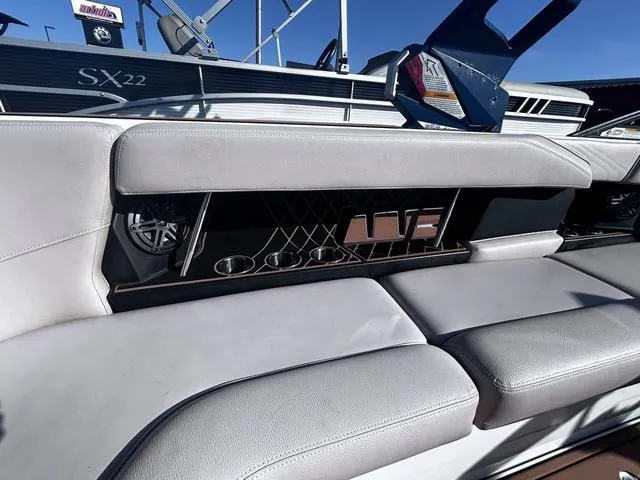 Slide: The Image of Nautique GS24 2018 - 20