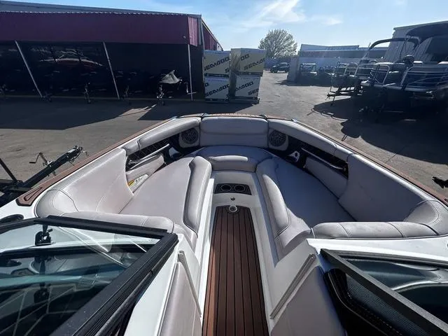 Slide: The Image of Nautique GS24 2018 - 27