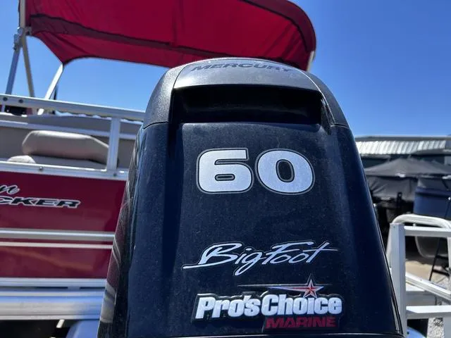 Slide: The Image of 2014 Sun Tracker Bass Buggy 18 DLX with Mercury 60 BigFoot outboard motor. - 4