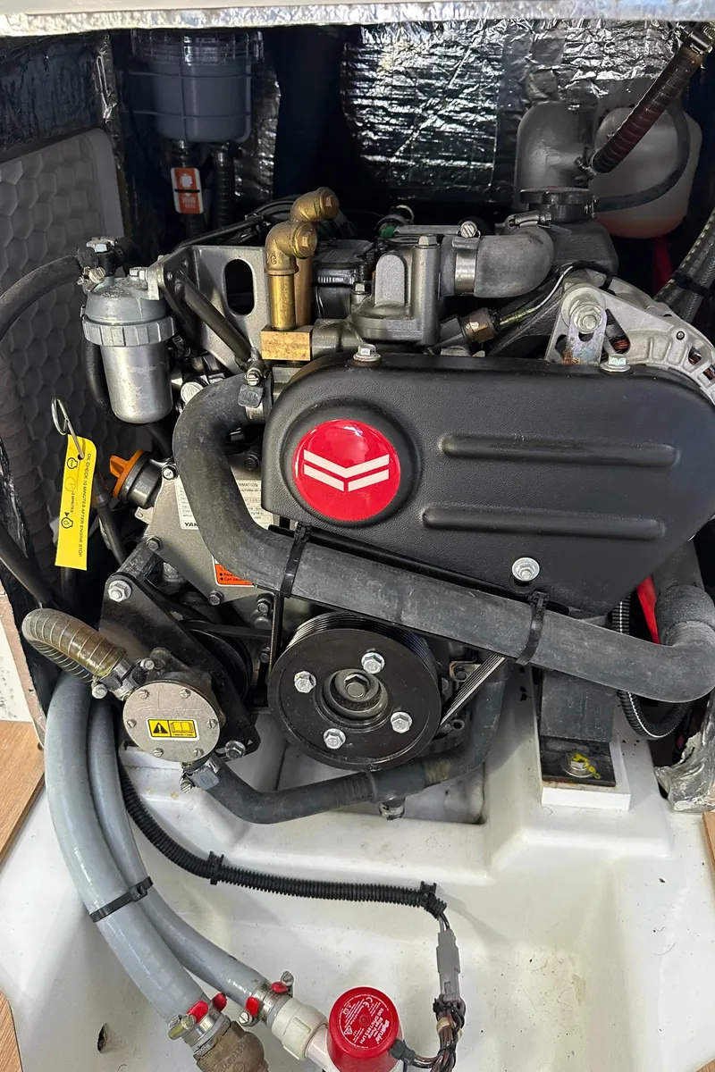 Slide: The Image of Engine compartment of a 2021 Jeanneau Sun Fast 3300 sailboat. - 32