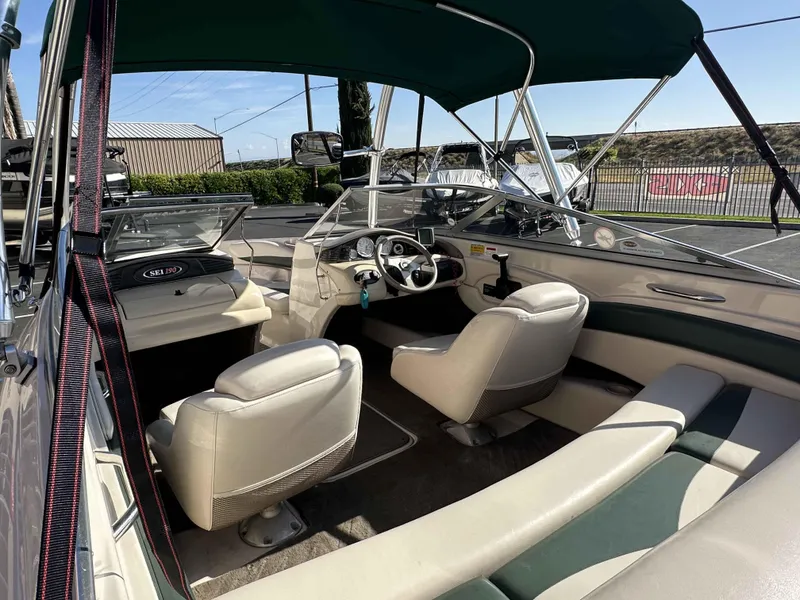 Slide: The Image of Larson Sei 180 2002 - 12