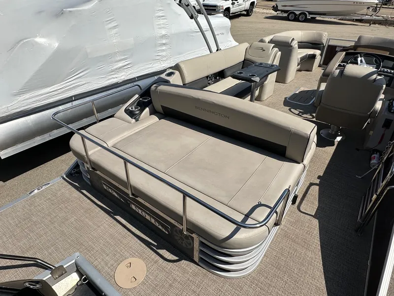 Slide: The Image of Bennington 23 GSB 2019 - 12