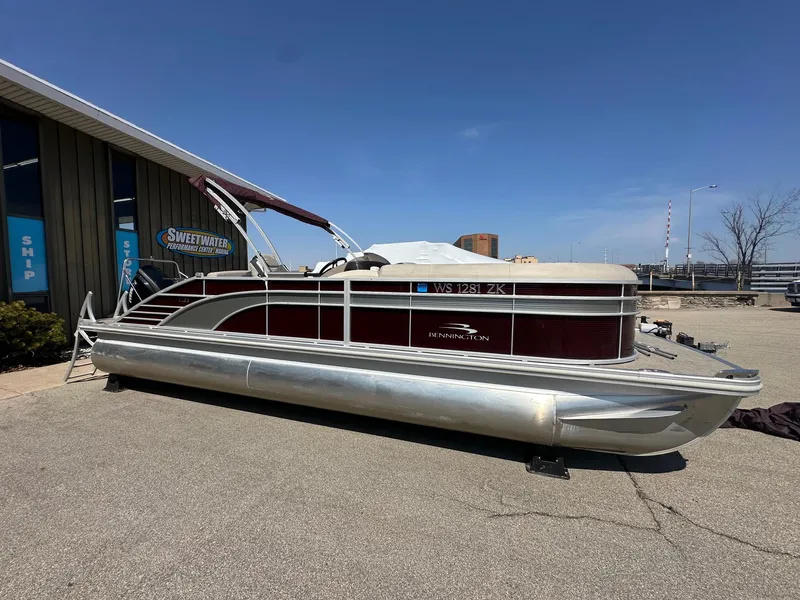 Slide: The Image of Bennington 23 GSB 2019 - 15