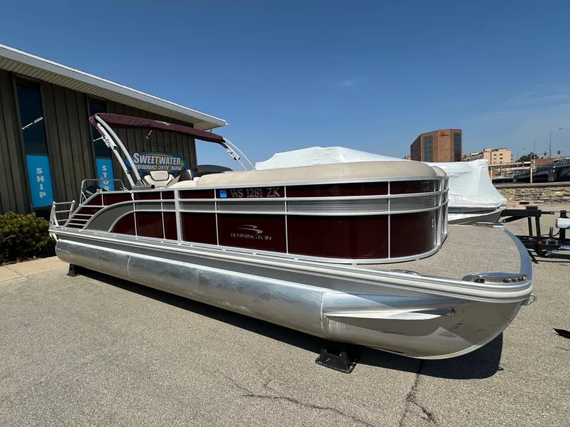 Slide: The Image of Bennington 23 GSB 2019 - 16