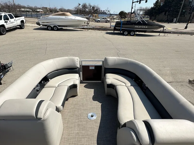 Slide: The Image of Bennington 23 GSB 2019 - 20