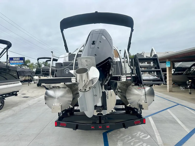 Slide: The Image of Barletta Corsa Ultra-Lounge 25U w/ 350HP Mercury V10! 2025 - 11