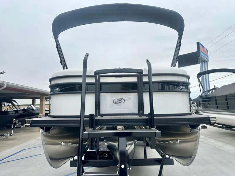 Slide: The Image of Barletta Corsa Ultra-Lounge 25U w/ 350HP Mercury V10! 2025 - 4