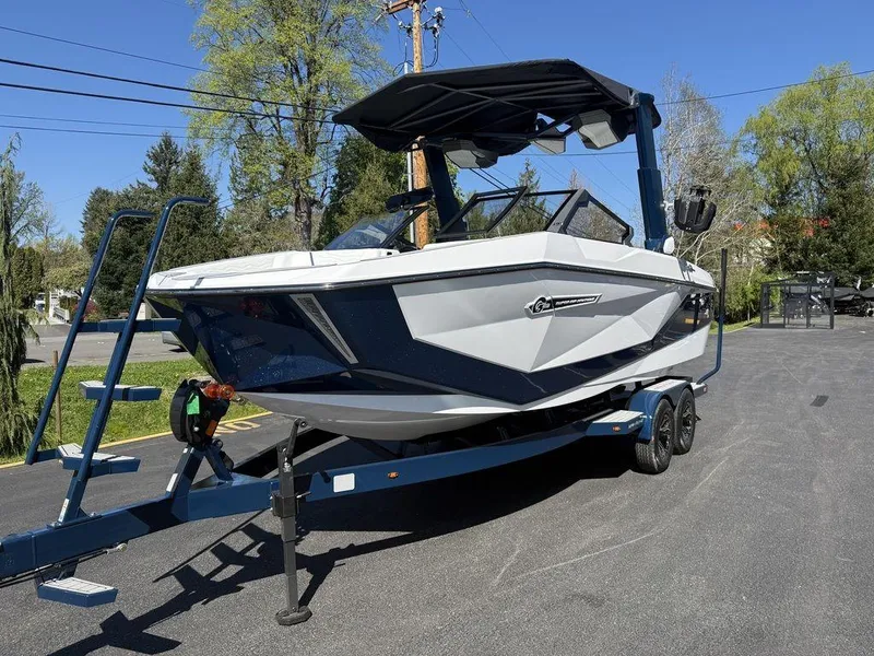 Slide: The Image of Nautique Super Air Nautique G23 2025 - 3