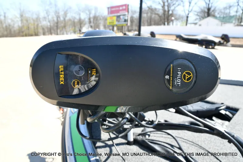 Slide: The Image of Trolling motor on a 2021 Nitro Z20 Pro Pack boat, featuring Ultrex i-Pilot Link system. - 29