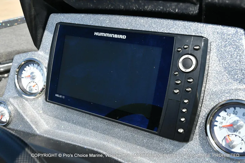 Slide: The Image of Dashboard of a 2021 Nitro Z20 Pro Pack with Humminbird Helix 10 display. - 40
