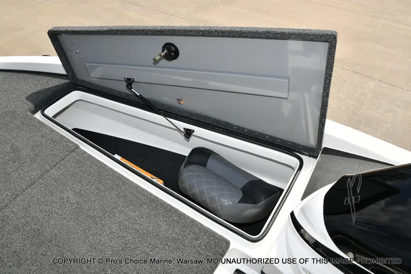 Slide: The Image of Caymas CX 18 w/150 Mercury Pro-XS 4 Stroke 2023 - 66