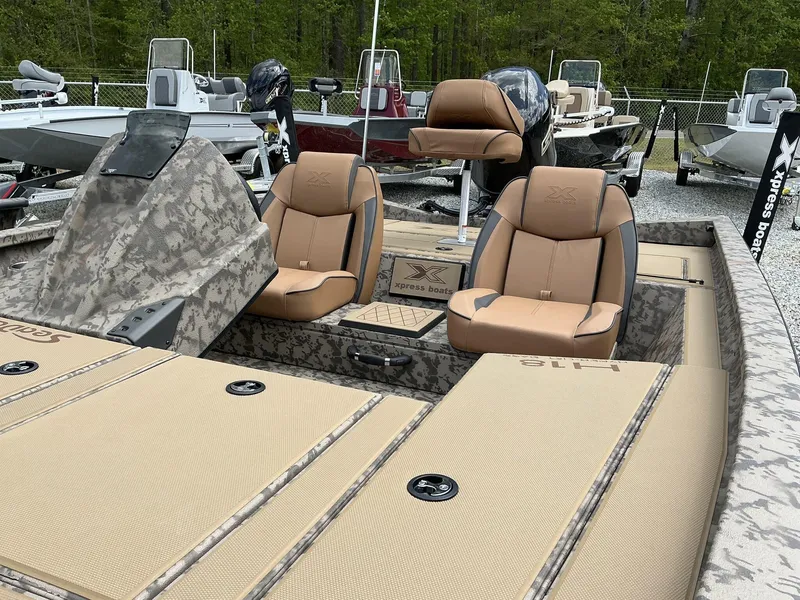 Slide: The Image of Xpress Hyper-Lift Series H18 bass 2025 - 7