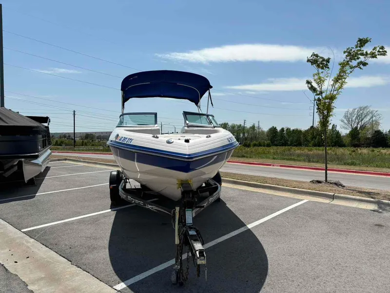 The Image of Bryant 196RB 2011 - 1