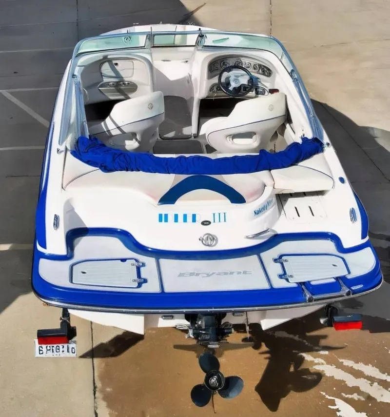 Slide: The Image of Bryant 196RB 2011 - 16