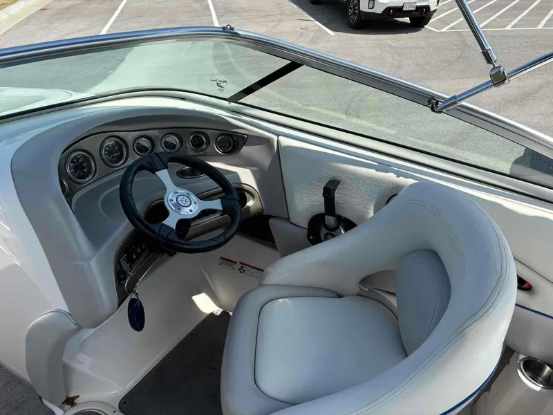 Slide: The Image of Bryant 196RB 2011 - 7