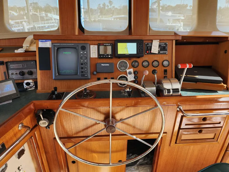 Slide: The Image of DESCO 76 Trawler 1983 - 62