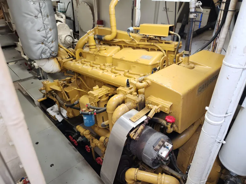 Slide: The Image of DESCO 76 Trawler 1983 - 71