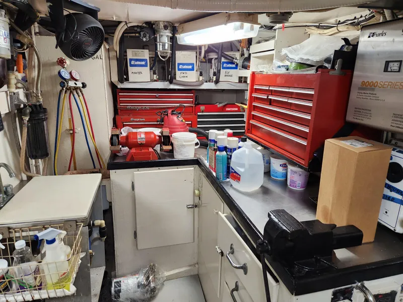 Slide: The Image of DESCO 76 Trawler 1983 - 78